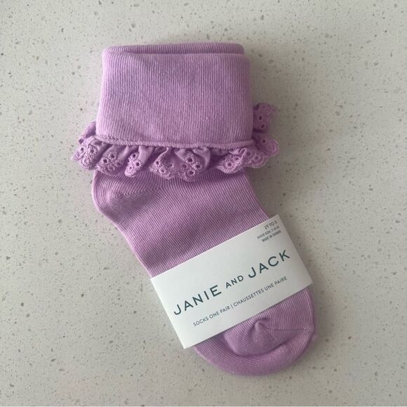 JANIE AND JACK ⭐️ Eyelet Trim Socks Lilac - Picture 2 of 5